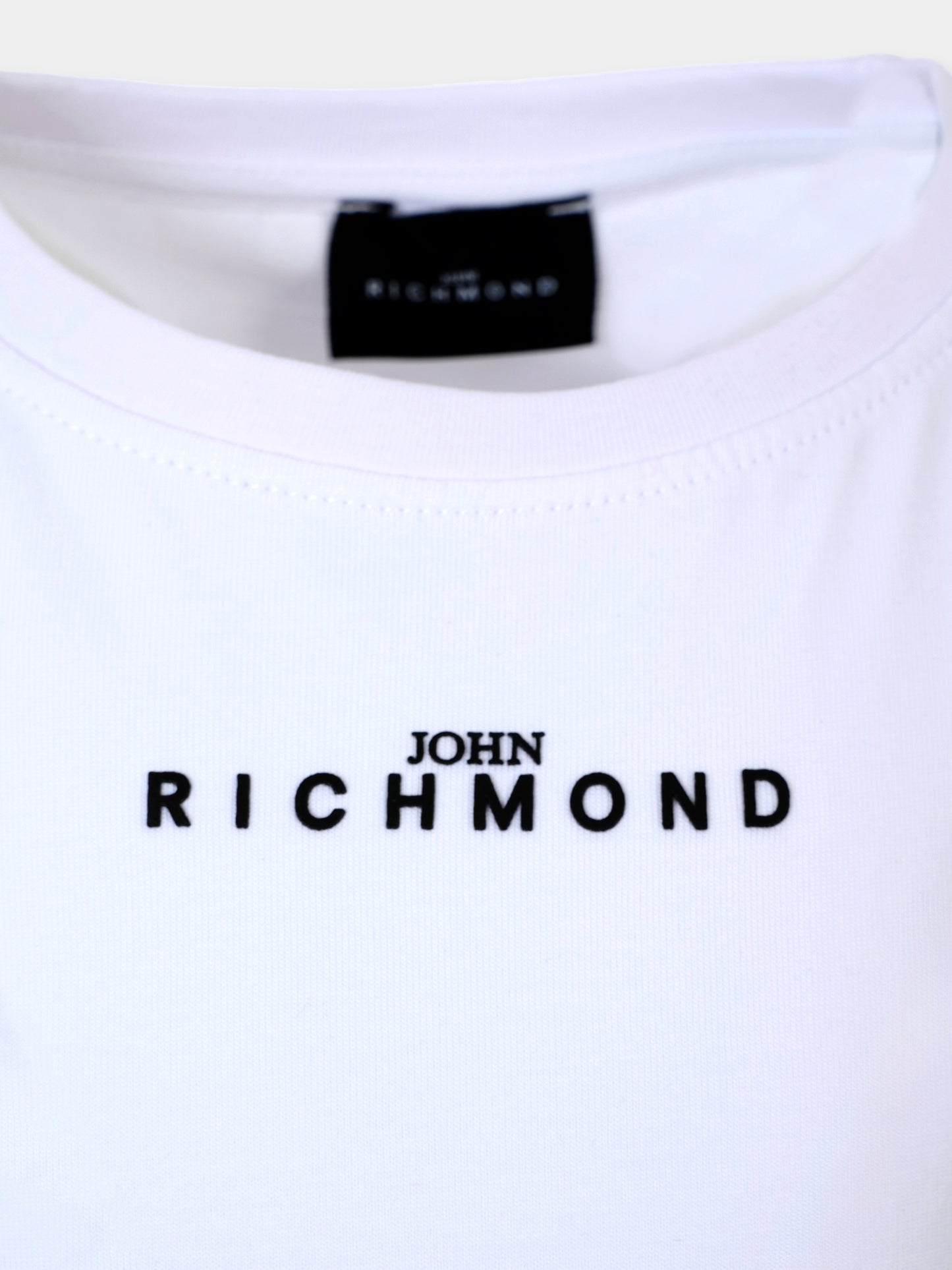 White t-shirt for kids with logo