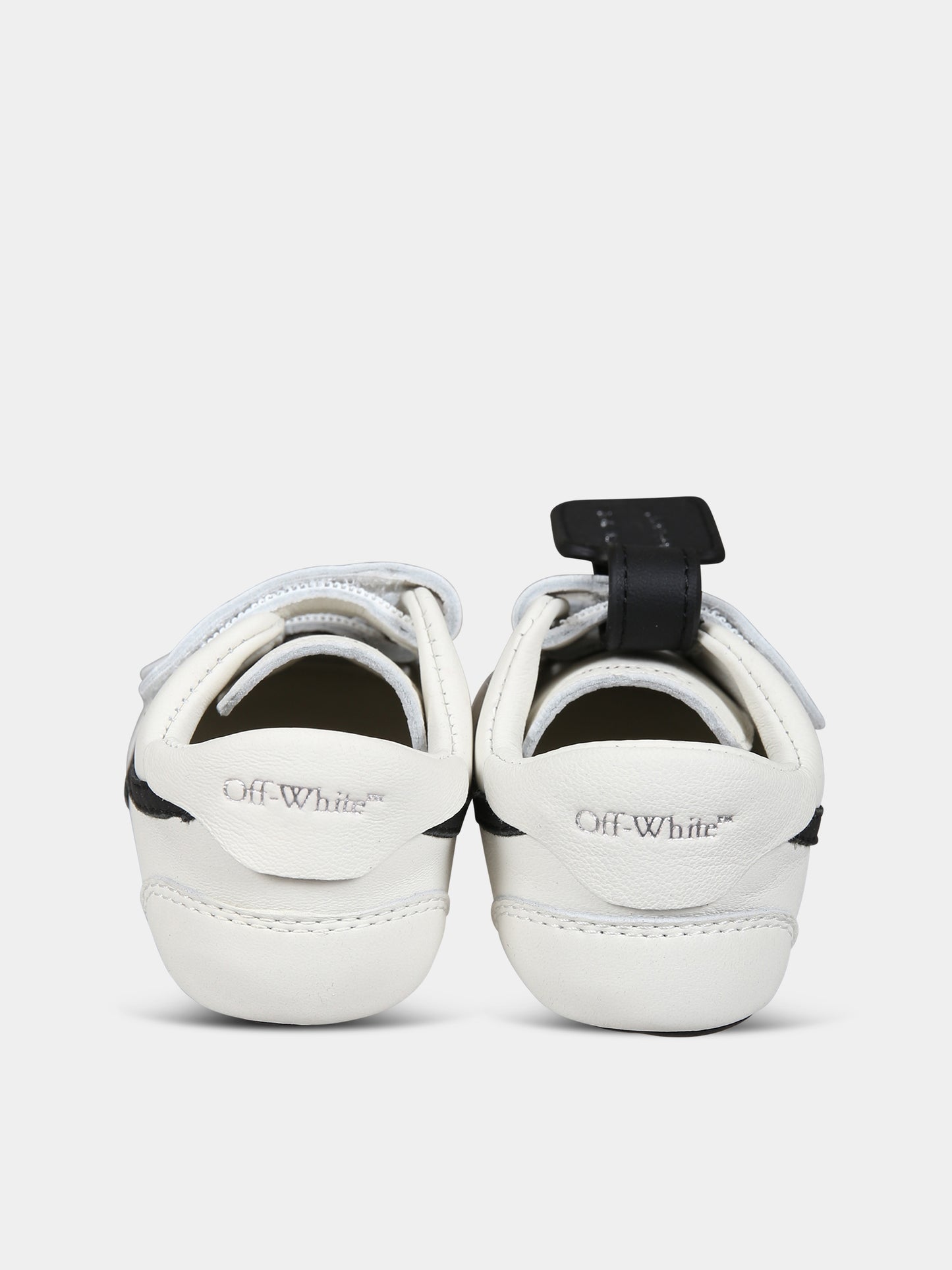 Sneakers basse bianche da culla per neonati con iconica freccia,Off White,OBXI001F23LEA0010110