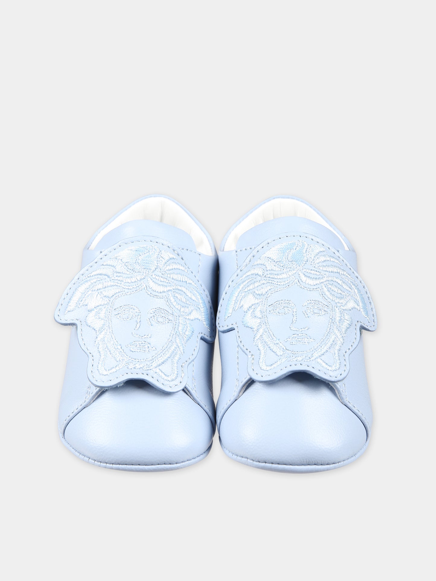 Sneakers celesti per neonati con Medusa,Versace,1013138 1A00201 1VD4V