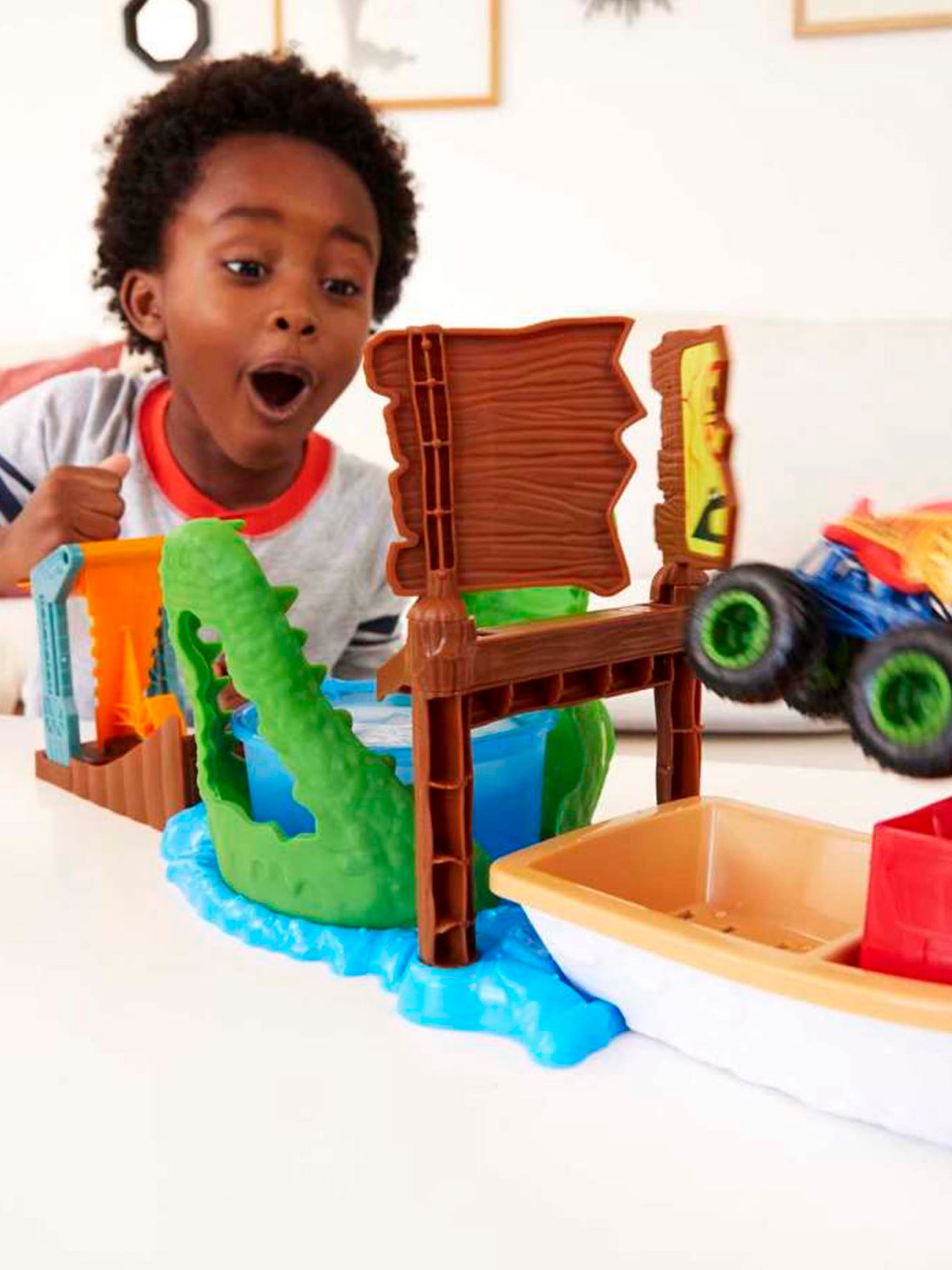 Monster Trucks Palude del coccodrillo per bambino,Hot Wheels,HGV14