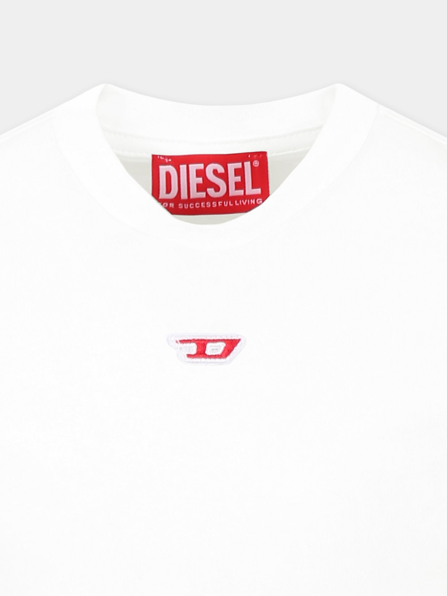 White t-shirt for boy with logo