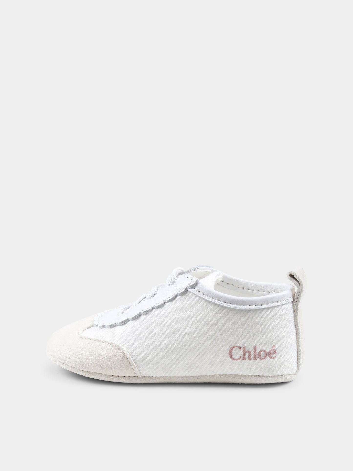 Stringate bianche per neonata con logo,Chloé Kids,C20557 117