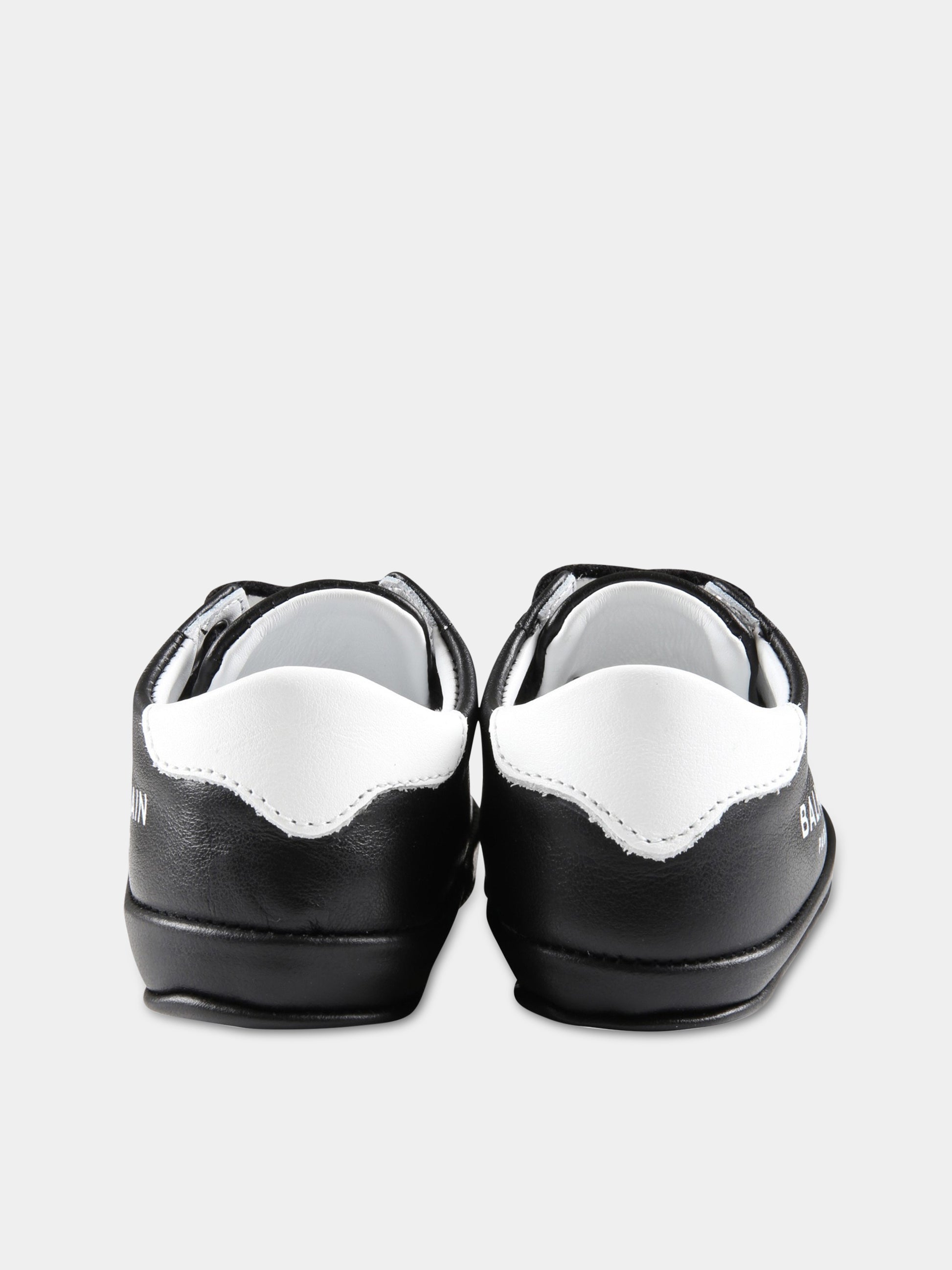 Sneakers nere da culla per neonato con logo bianco,Balmain Kids,BS0576 Y0051 930BC